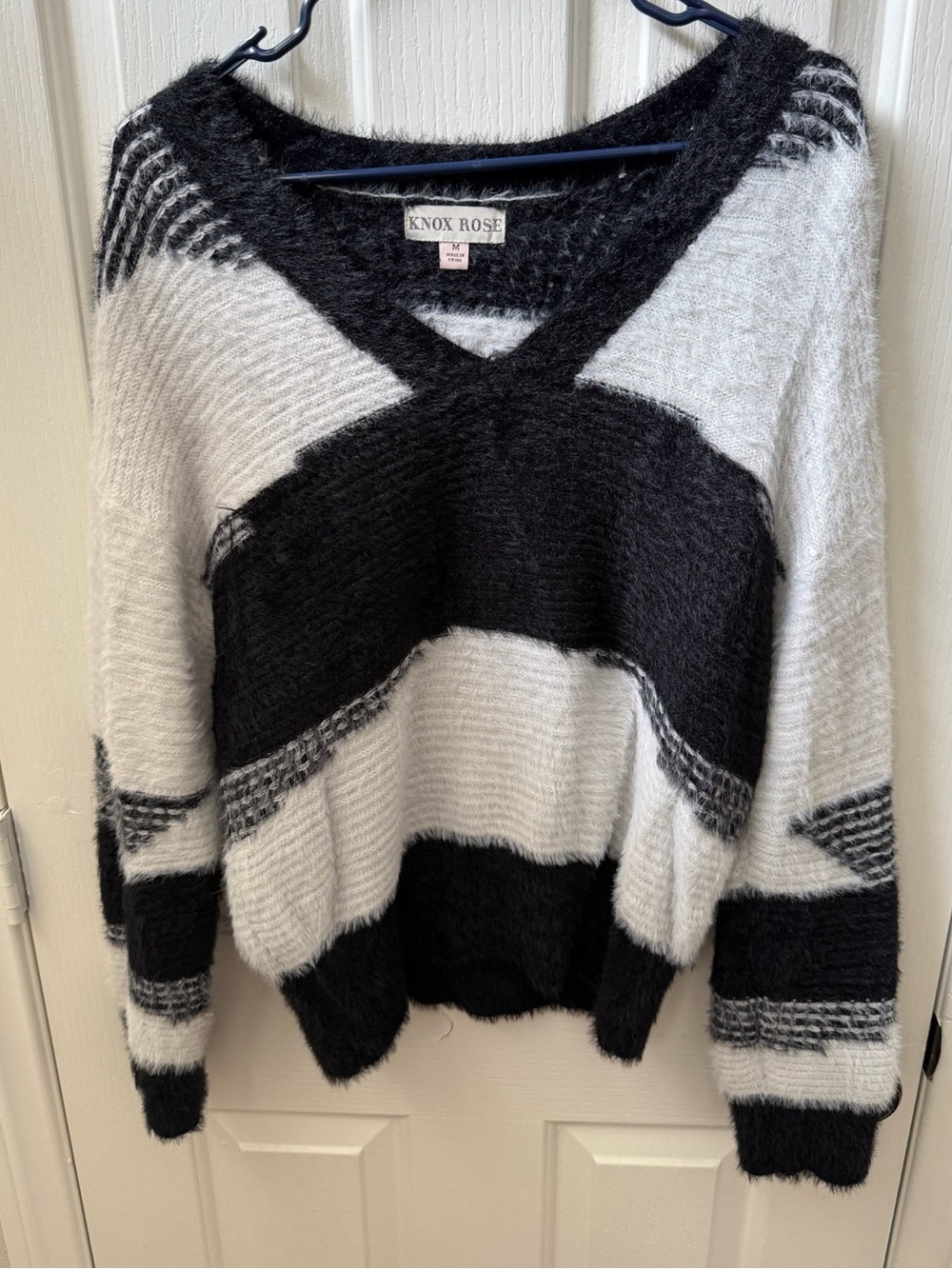 Knox Rose Black and White V-Neck Mohair-Blend Colorblock Sweater